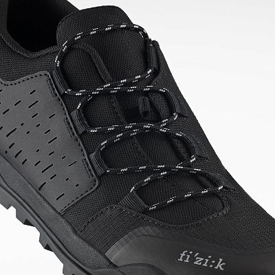Превью  Велотуфли туристические FIZIK Terra Ergolace X2 Black/Black